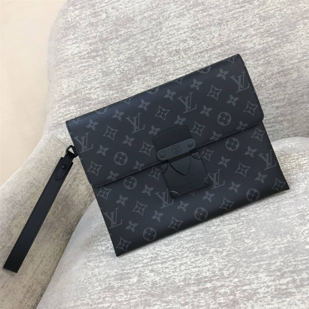 Louis Vuitton S-LOCK POCHETTE  M82559  size：28x22.5x3.5cm 2025 new 